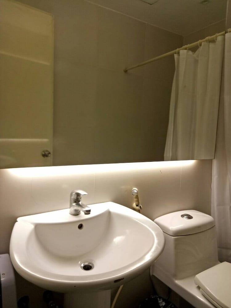 Dragonlink Suites Makati City Eksteriør bilde